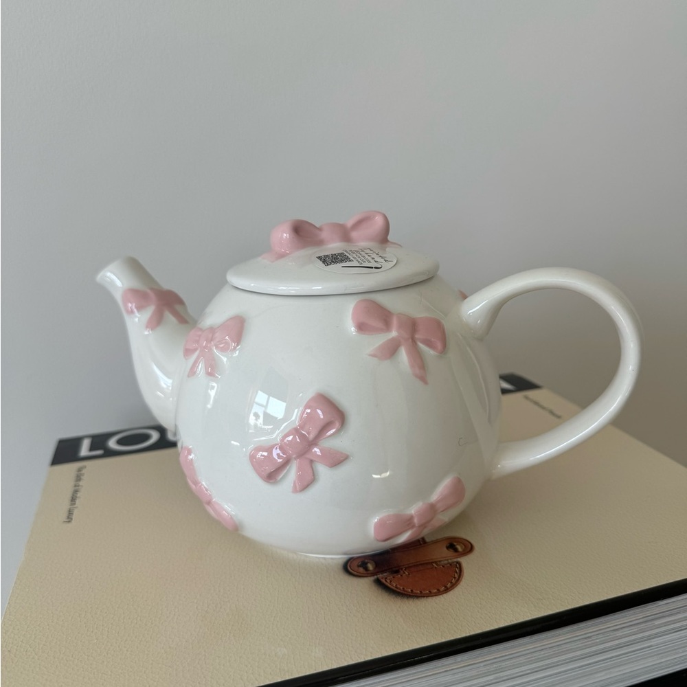 Pink Bow Hand painted Ceramic Teapot NWT